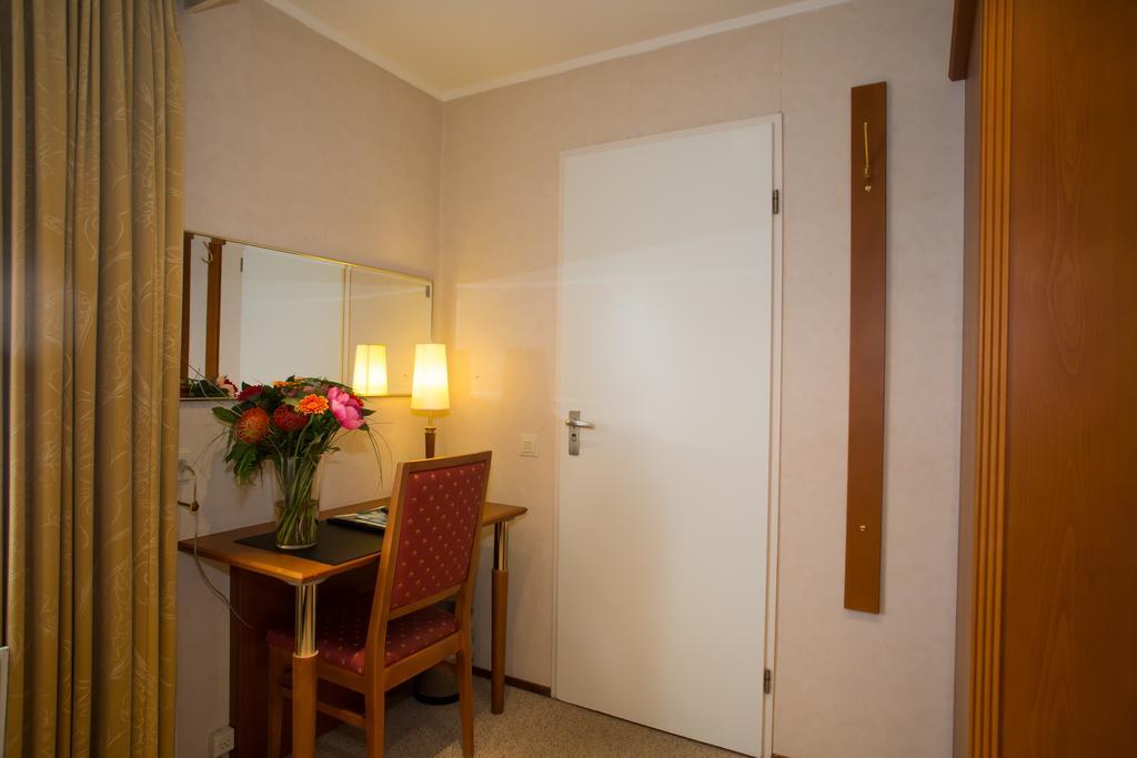 Landhotel De Hoofdige Boer Almen Ngoại thất bức ảnh